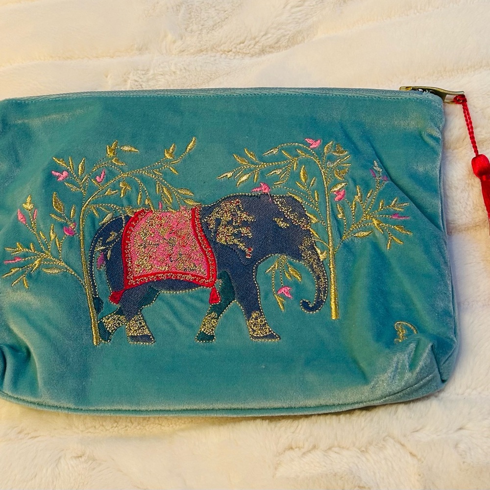 Velvet Cosmetic Bag with Embroidered Elephant Design and Fuchsia Tassel